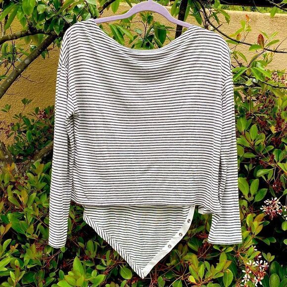AllSaints Hatti White & Black Stripe Asymmetrical T-Shirt /Top. Size Small.  EUC - Picture 3 of 7